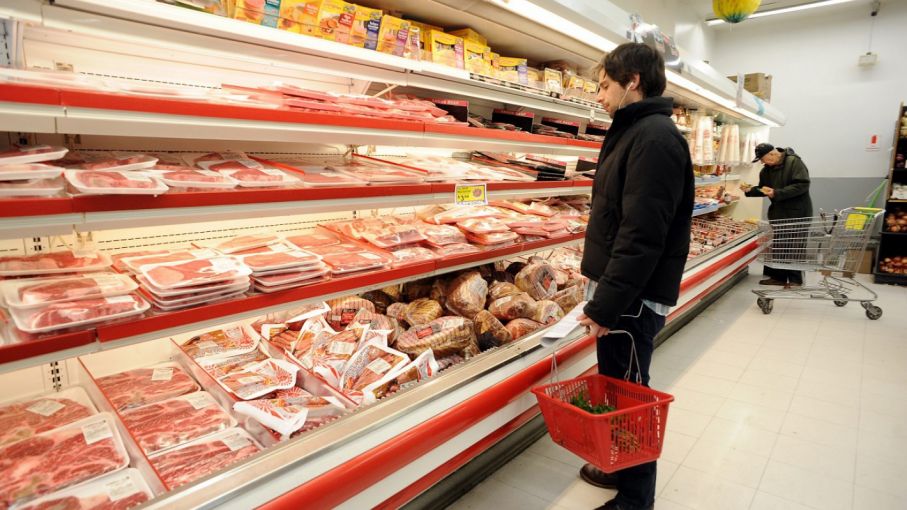 Supermercados acusan a los proveedores de carnes por no bajar precios tras  rebaja del IVA - Agritotal